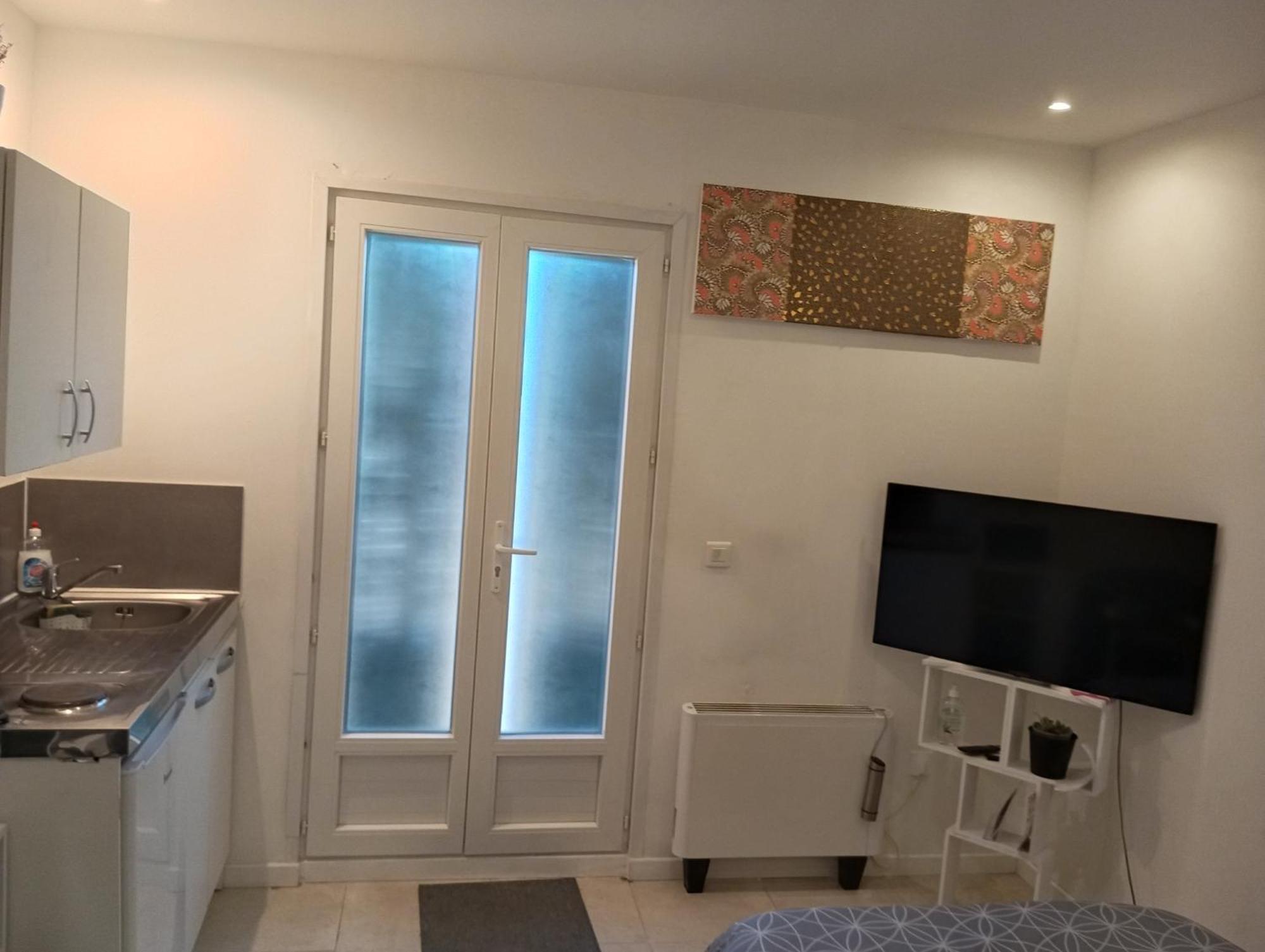 Studio De 14M2 Dans Une Maison Cagnes-sur-Mer Exterior photo